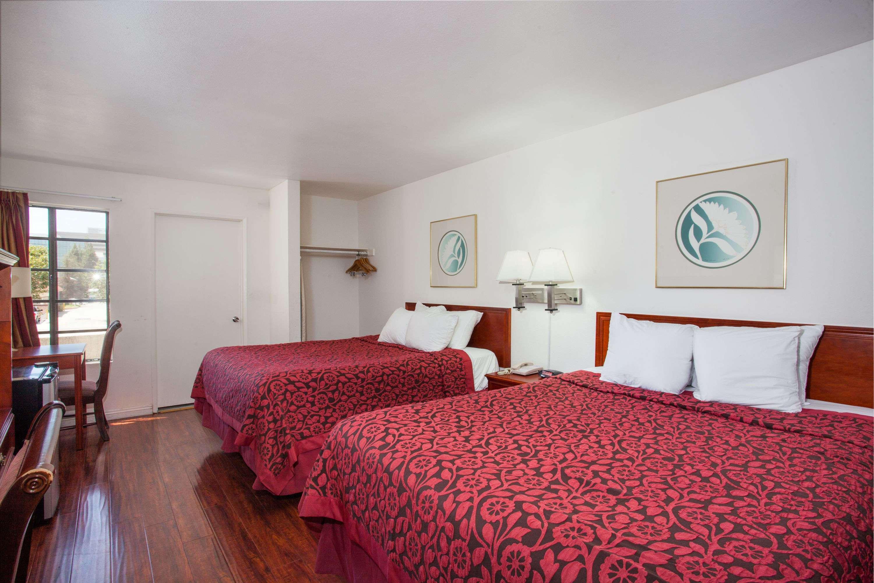 Days Inn By Wyndham Orange Anaheim Luaran gambar