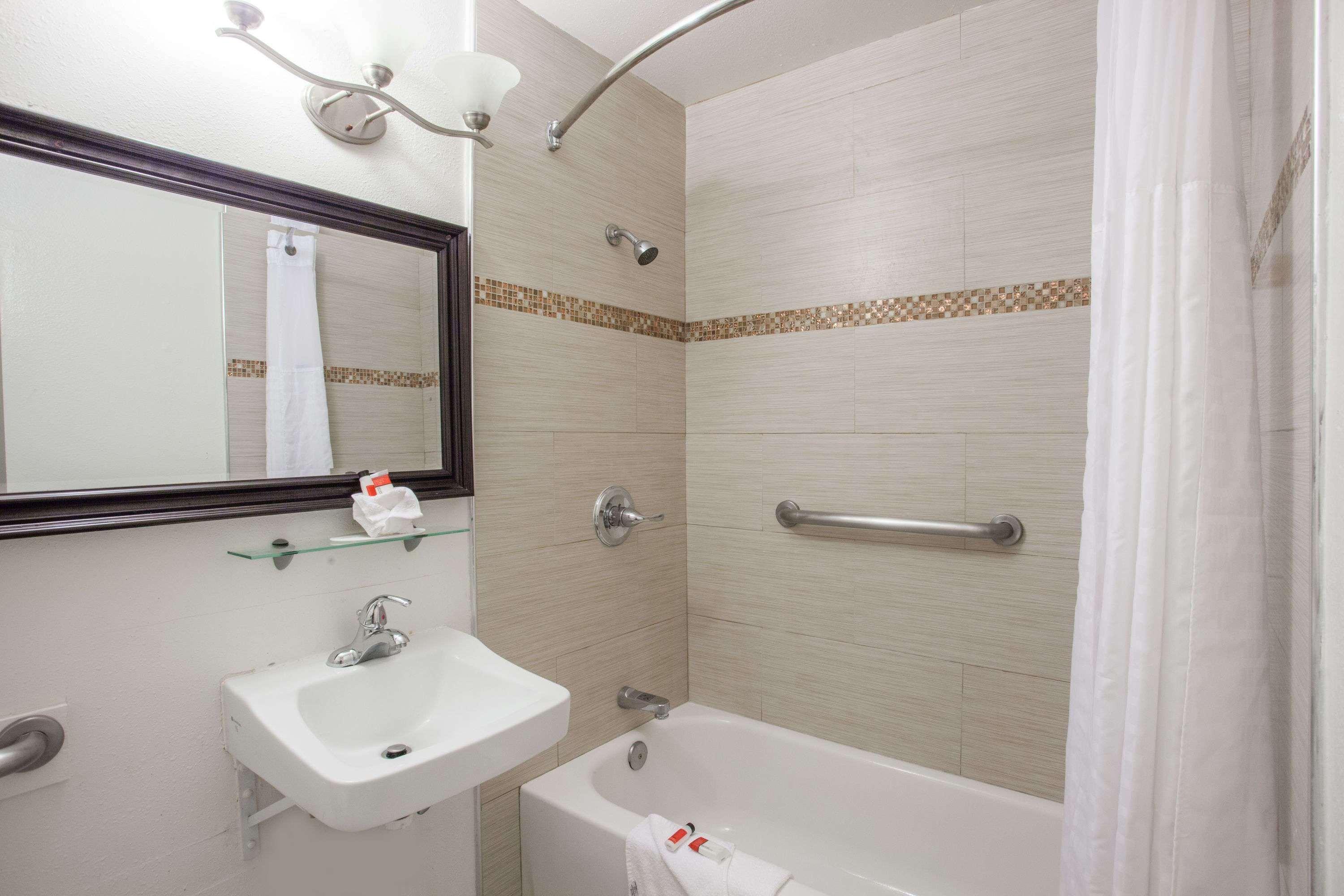 Days Inn By Wyndham Orange Anaheim Luaran gambar