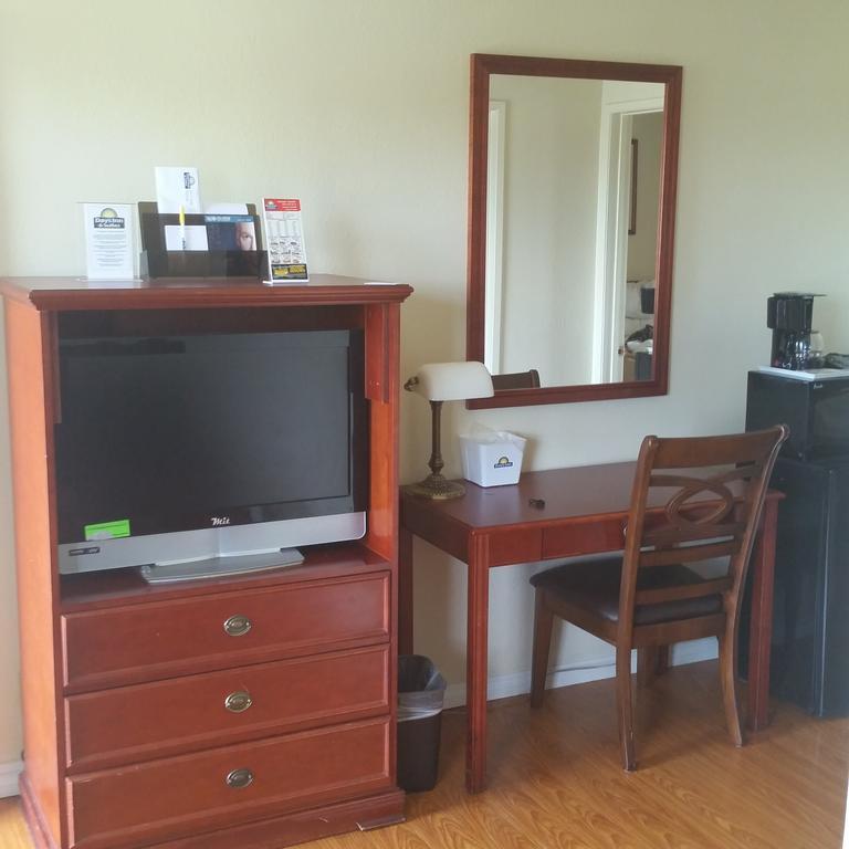 Days Inn By Wyndham Orange Anaheim Luaran gambar
