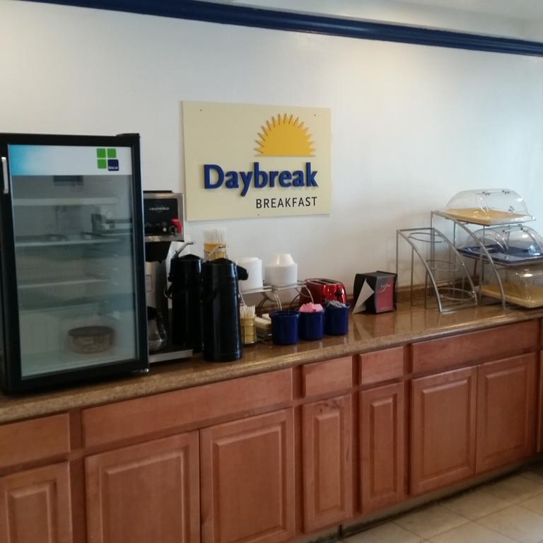 Days Inn By Wyndham Orange Anaheim Luaran gambar